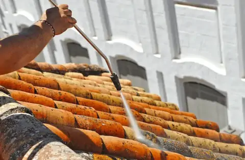 Nettoyage de toitures - Soumans